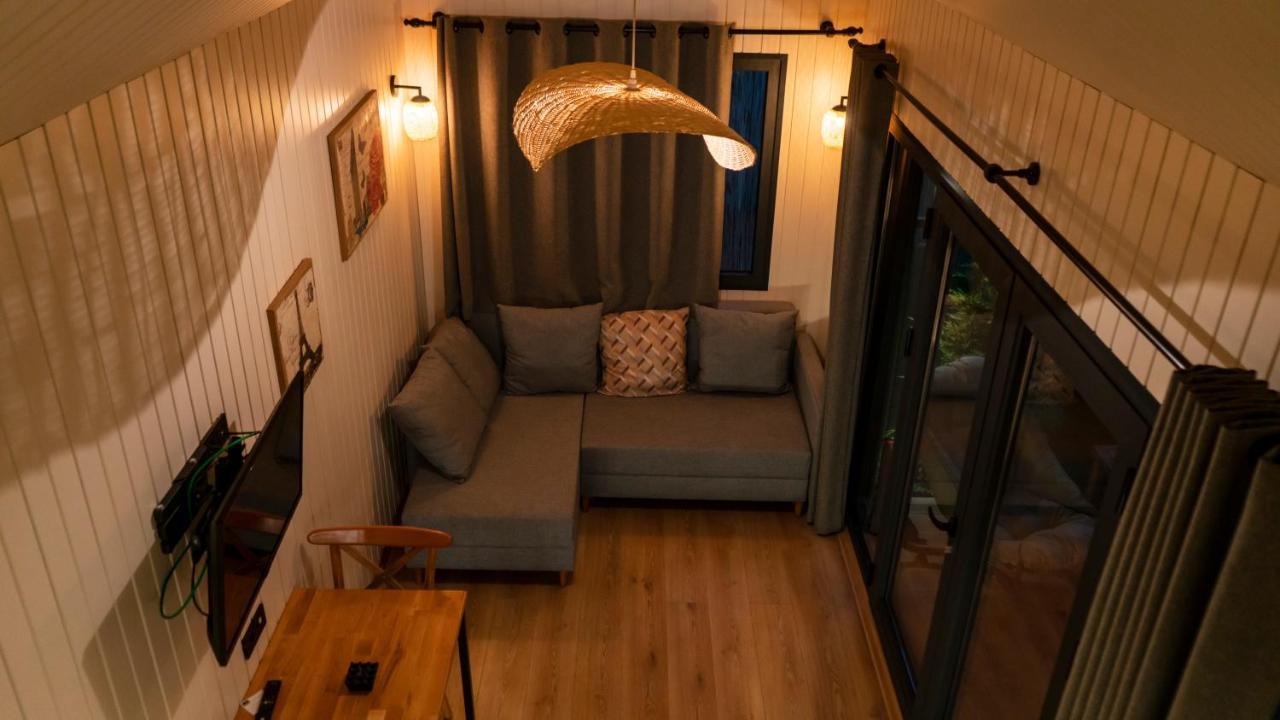 ספנג'ה Ten Tiny House מראה חיצוני תמונה
